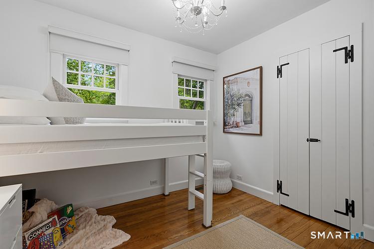 2 Grassy Plains Road