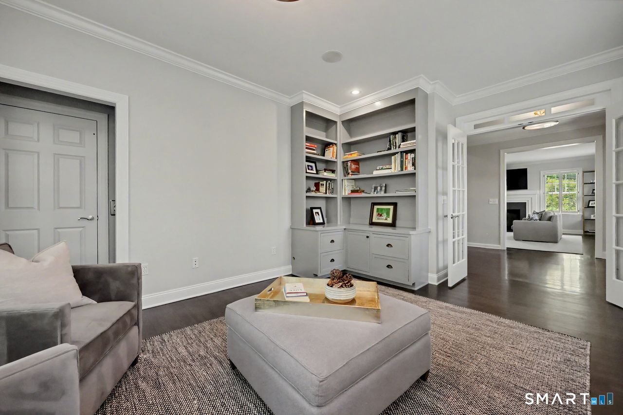 4 Harbor View Avenue
