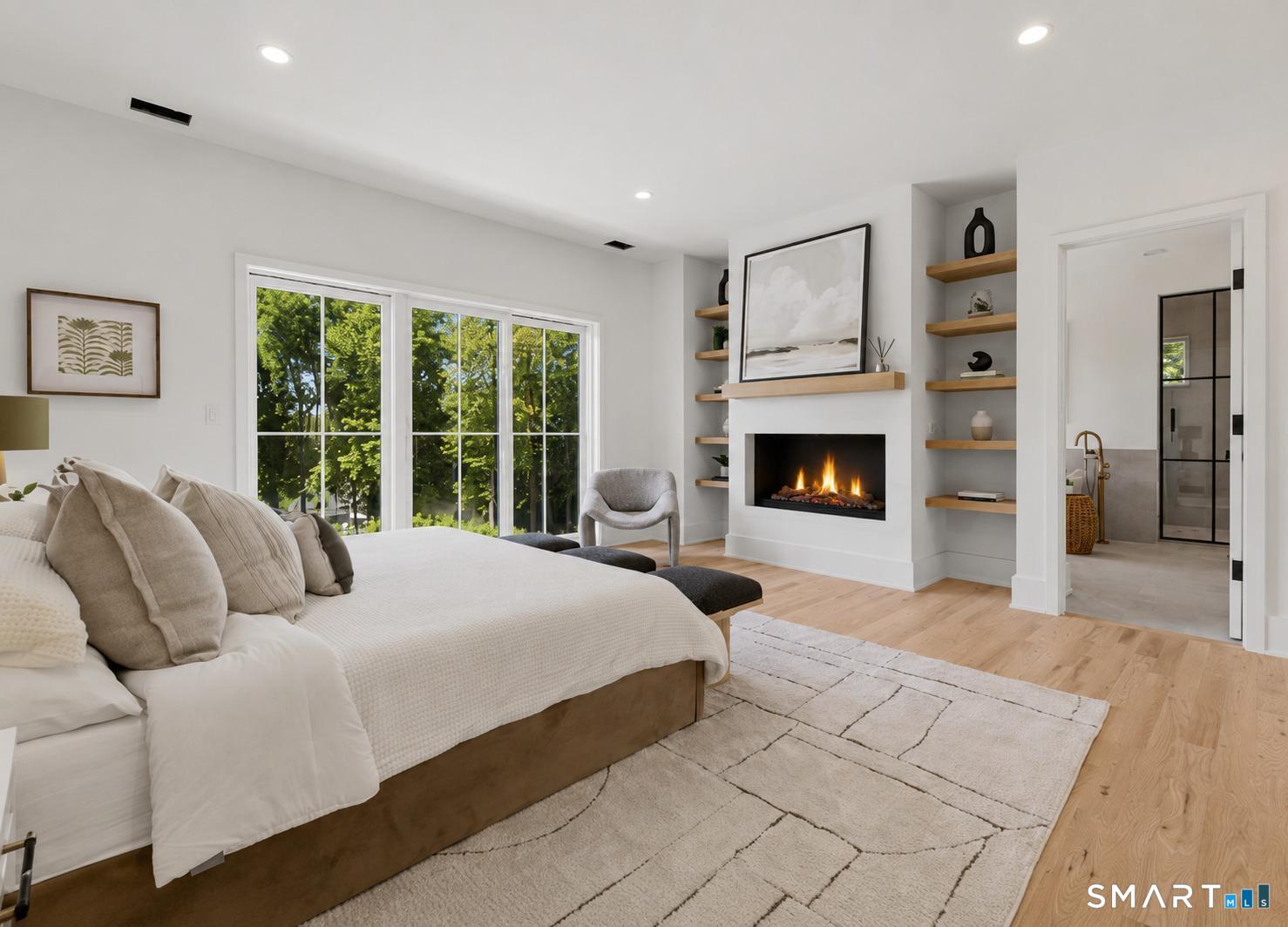 13 Edgemarth Hill Road