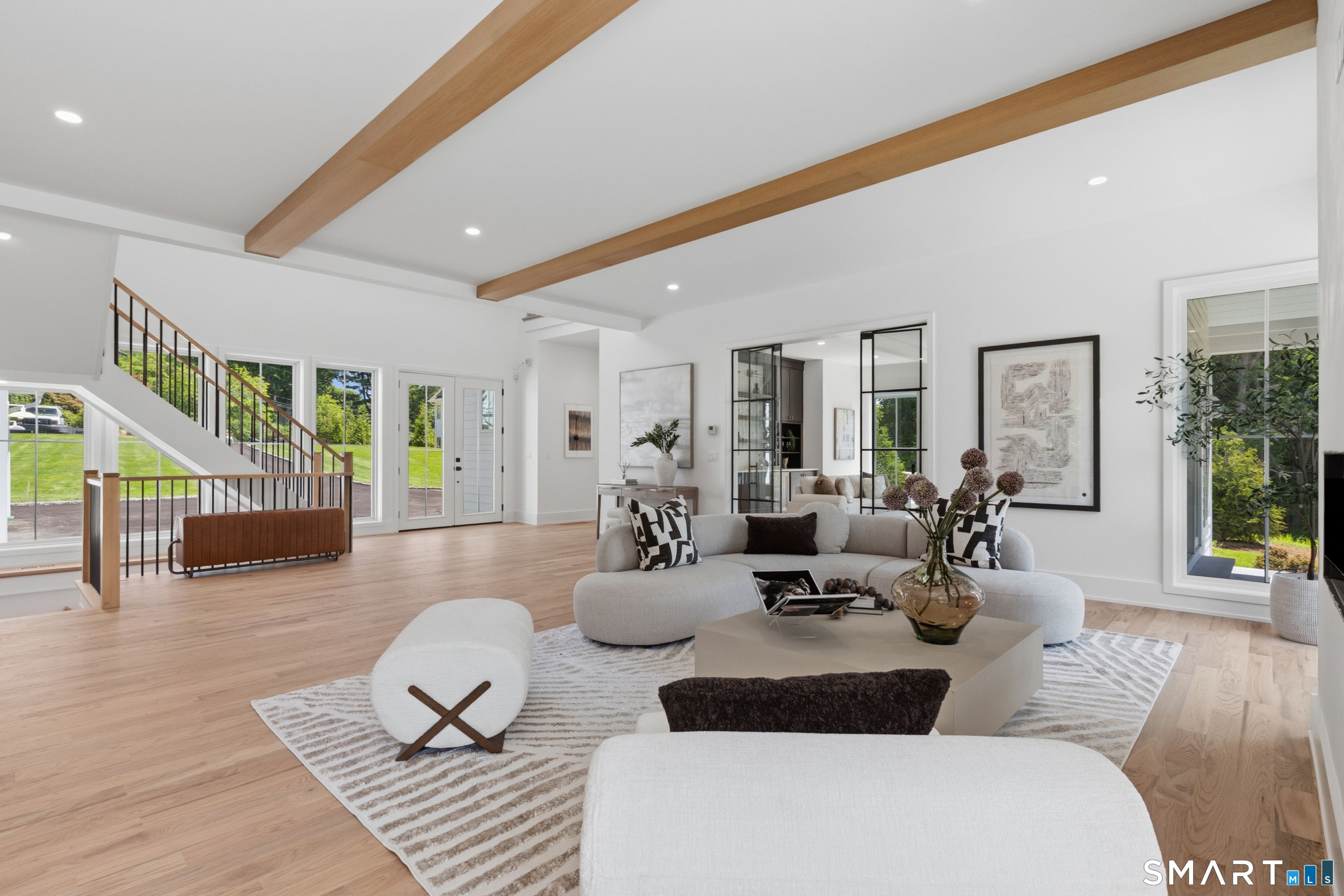 13 Edgemarth Hill Road