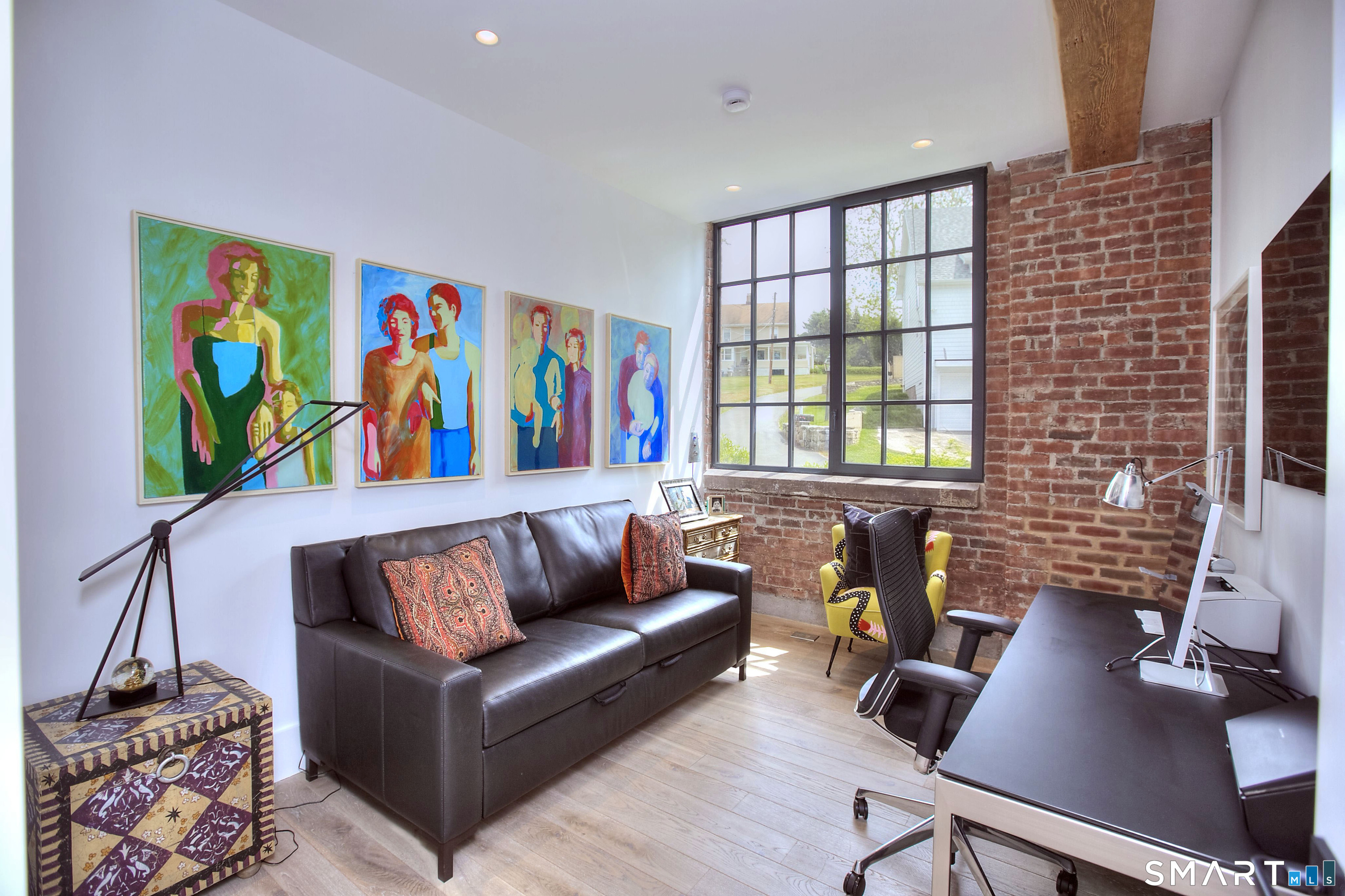 41 Richmondville Avenue Unit: 102