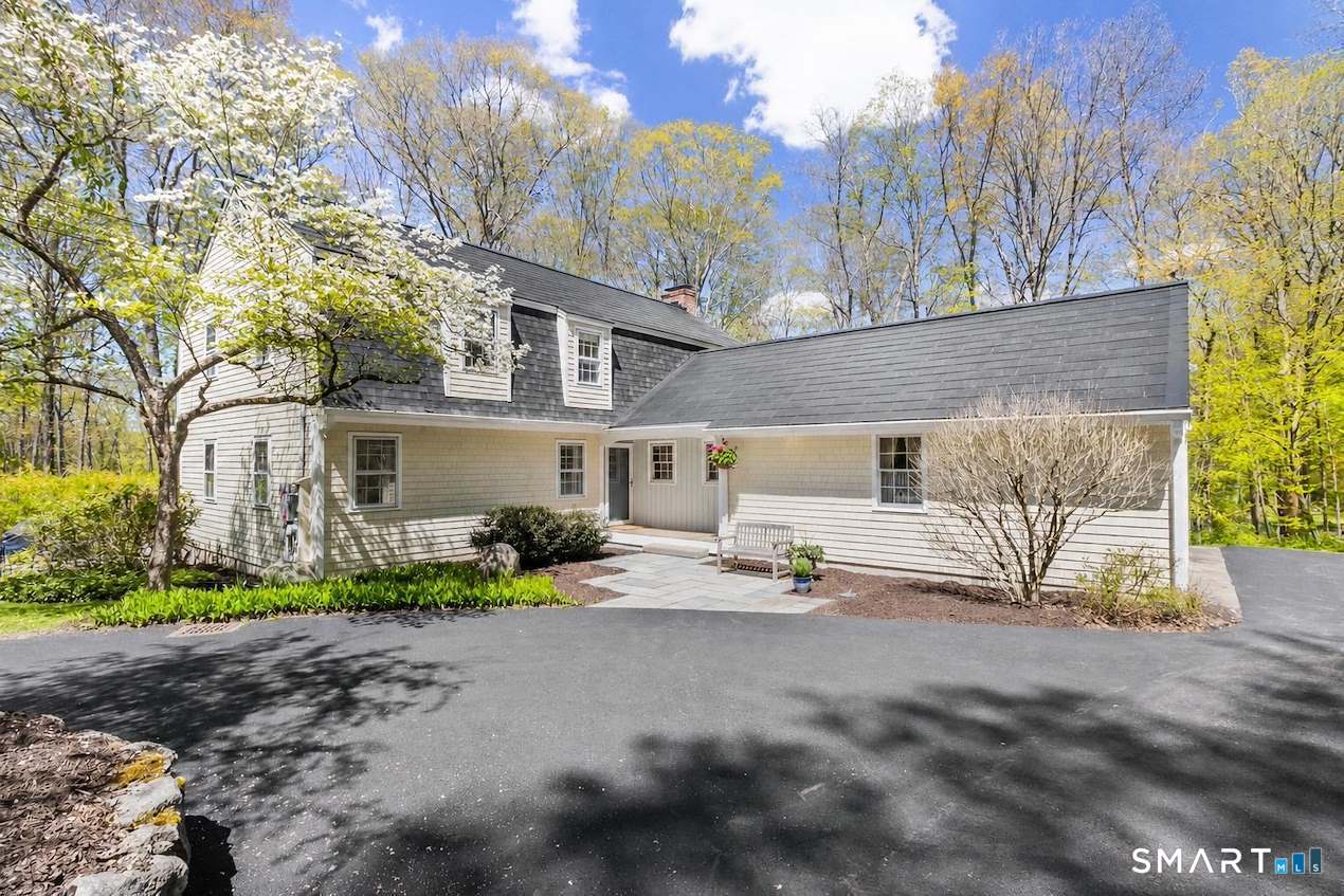 12 Mountain View Drive