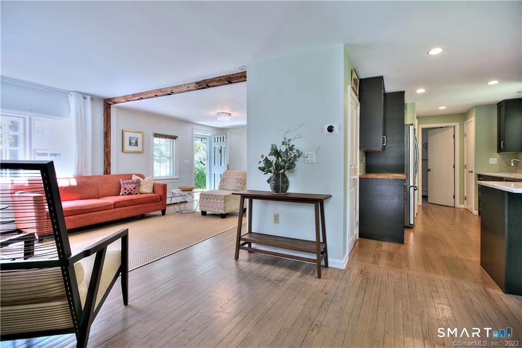 284 Lyons Plain Road