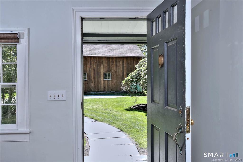 284 Lyons Plain Road