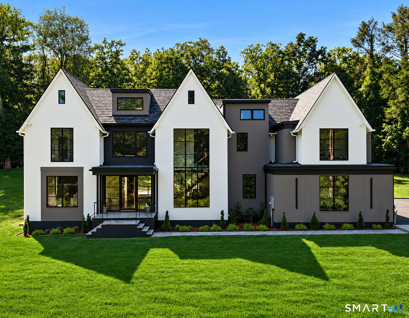1 Twin Oaks Lane