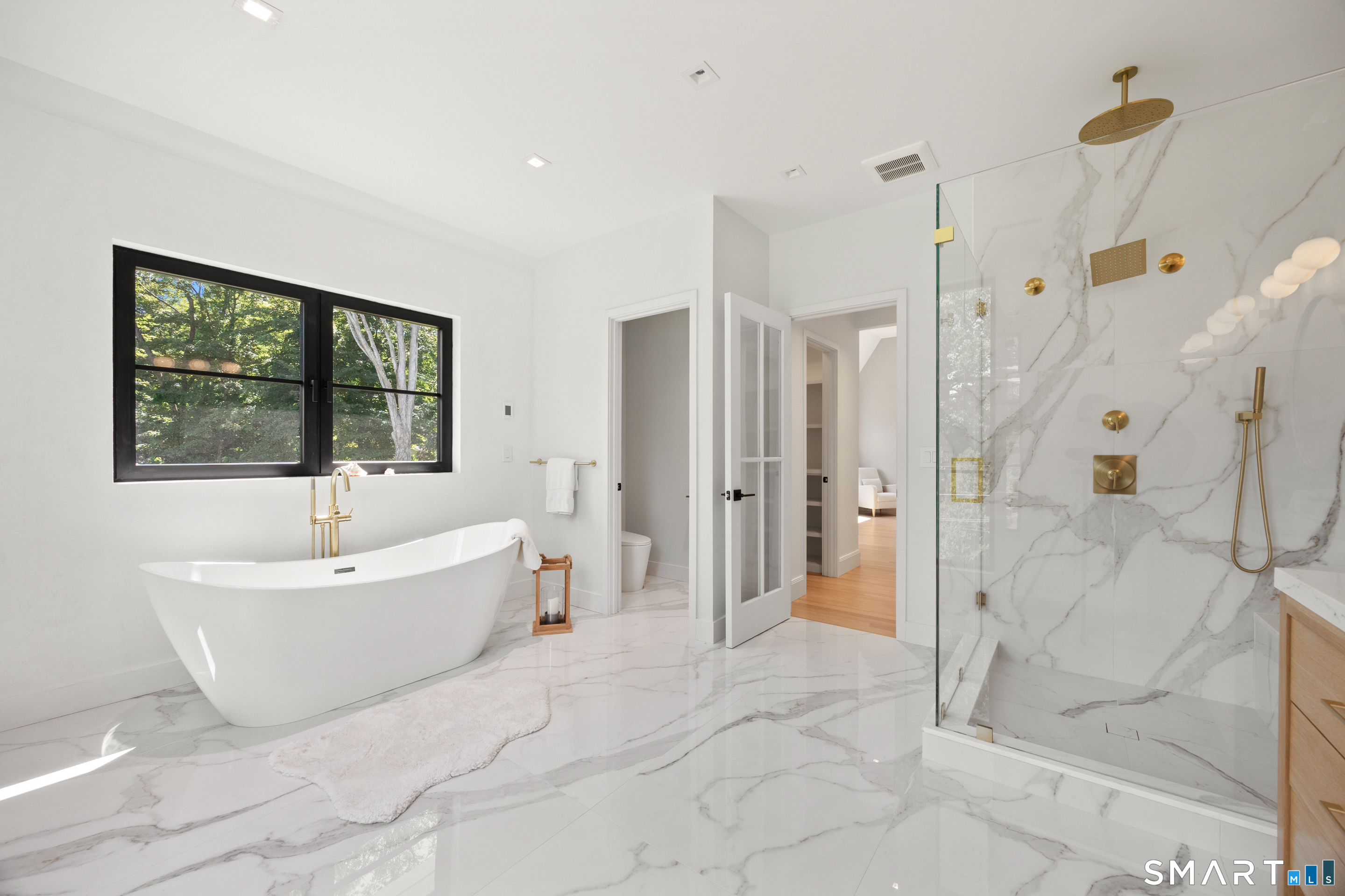 1 Twin Oaks Lane
