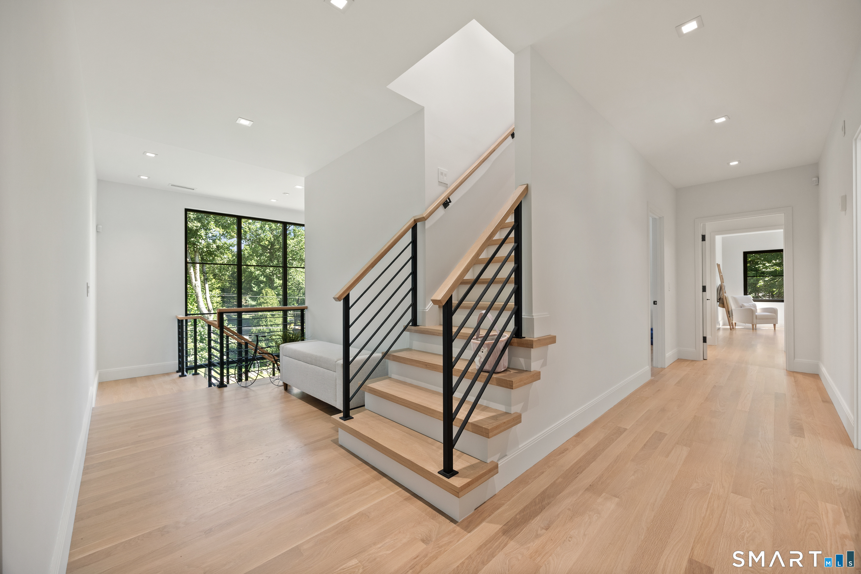 1 Twin Oaks Lane