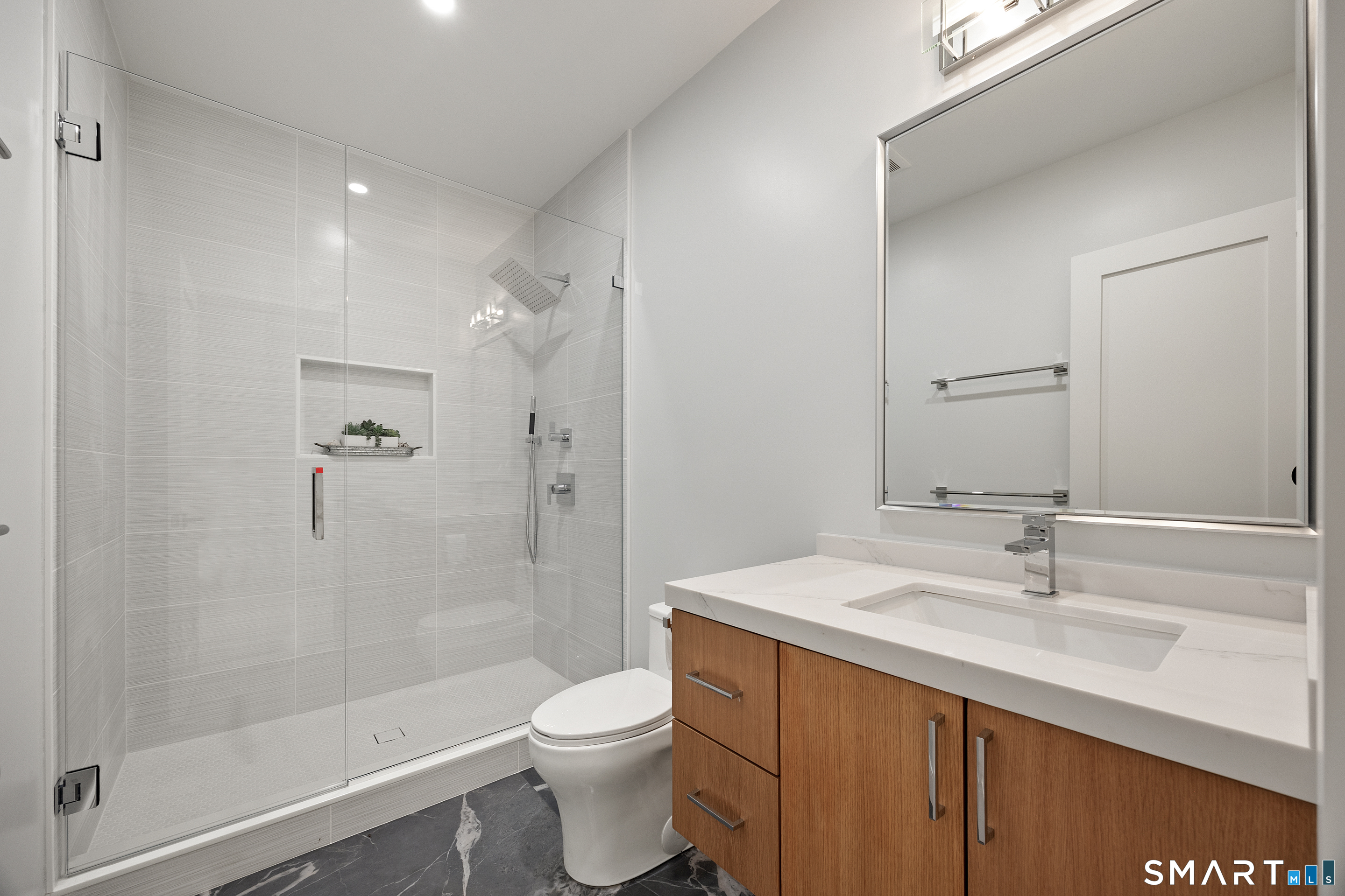 1 Twin Oaks Lane