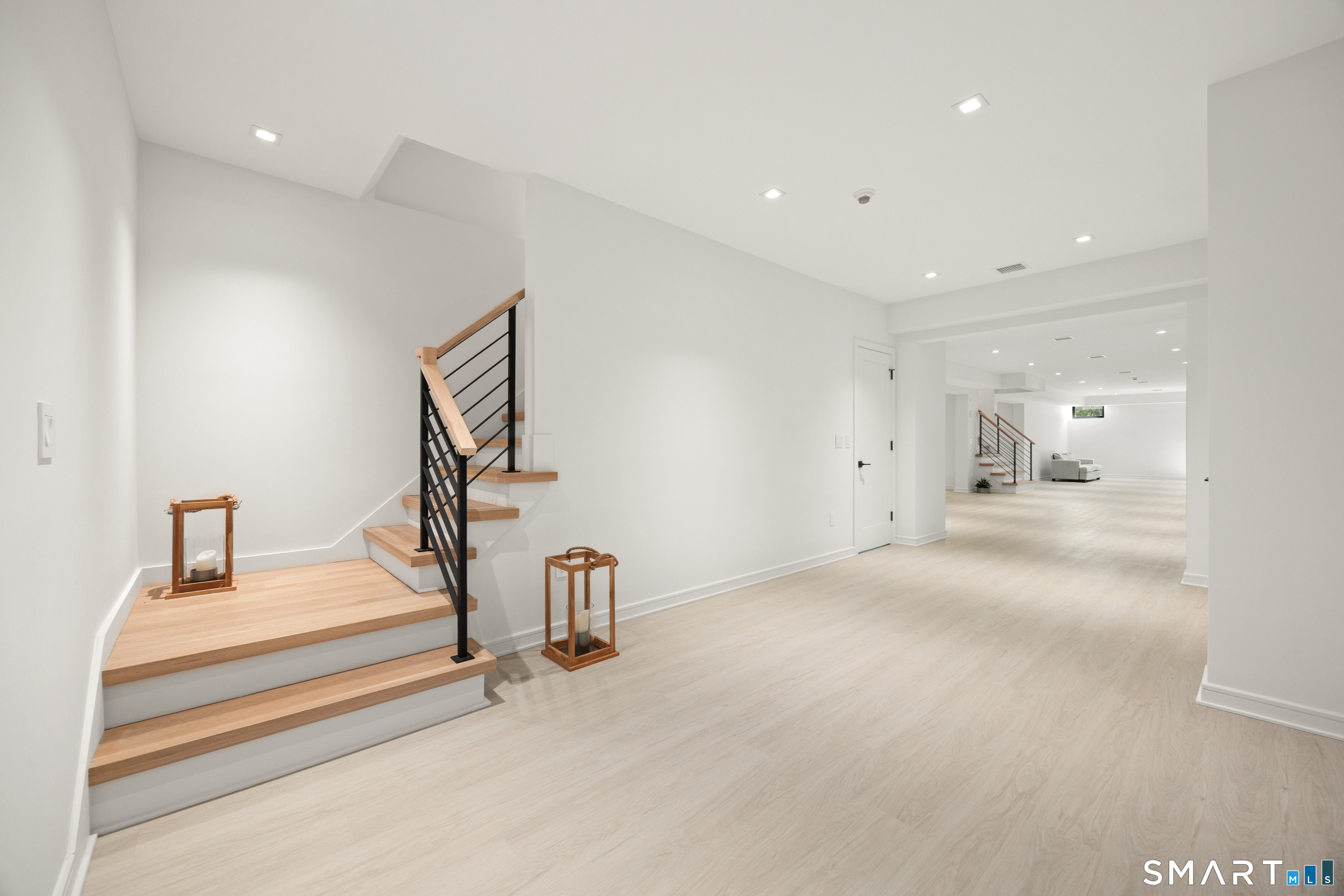 1 Twin Oaks Lane