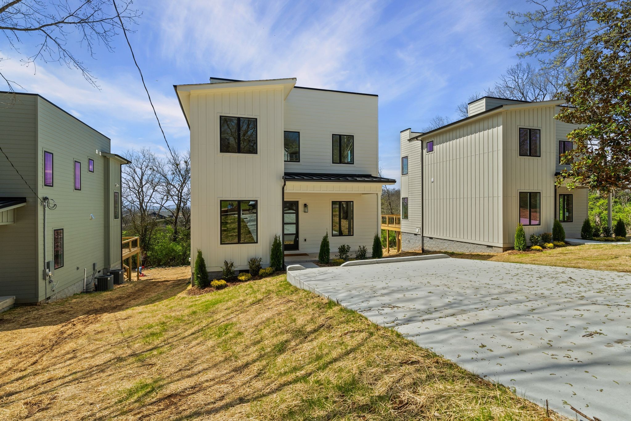 2308 Ilolo St