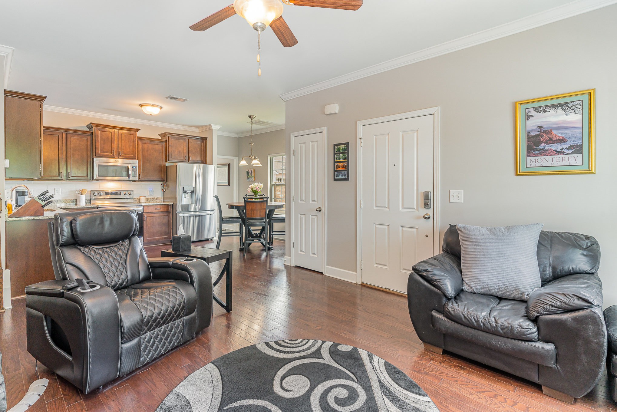 8914 Sunnyfield Way