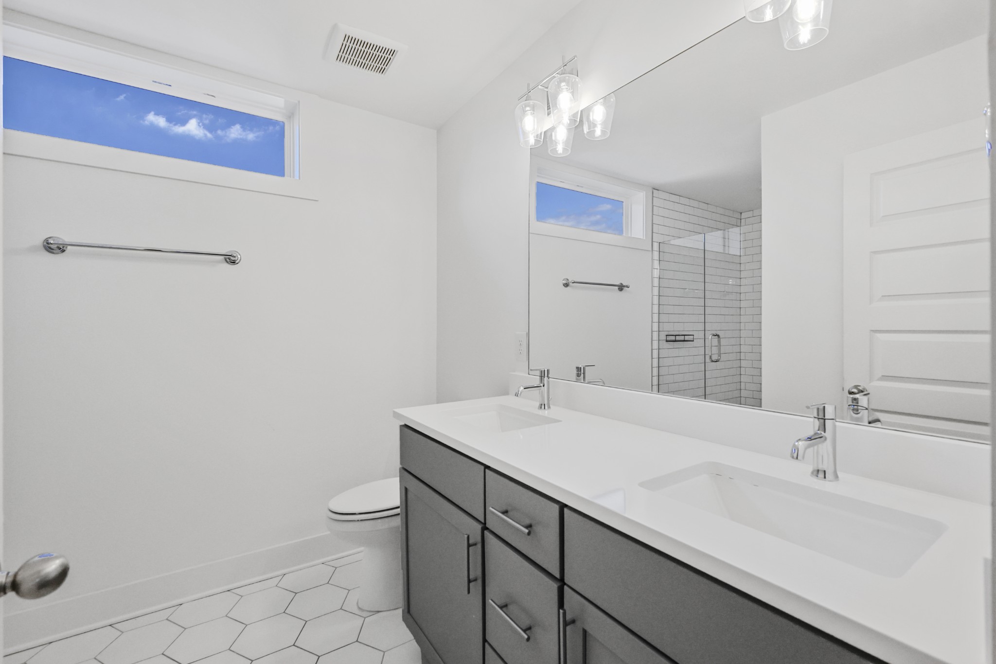 700 James Ave Unit: 21