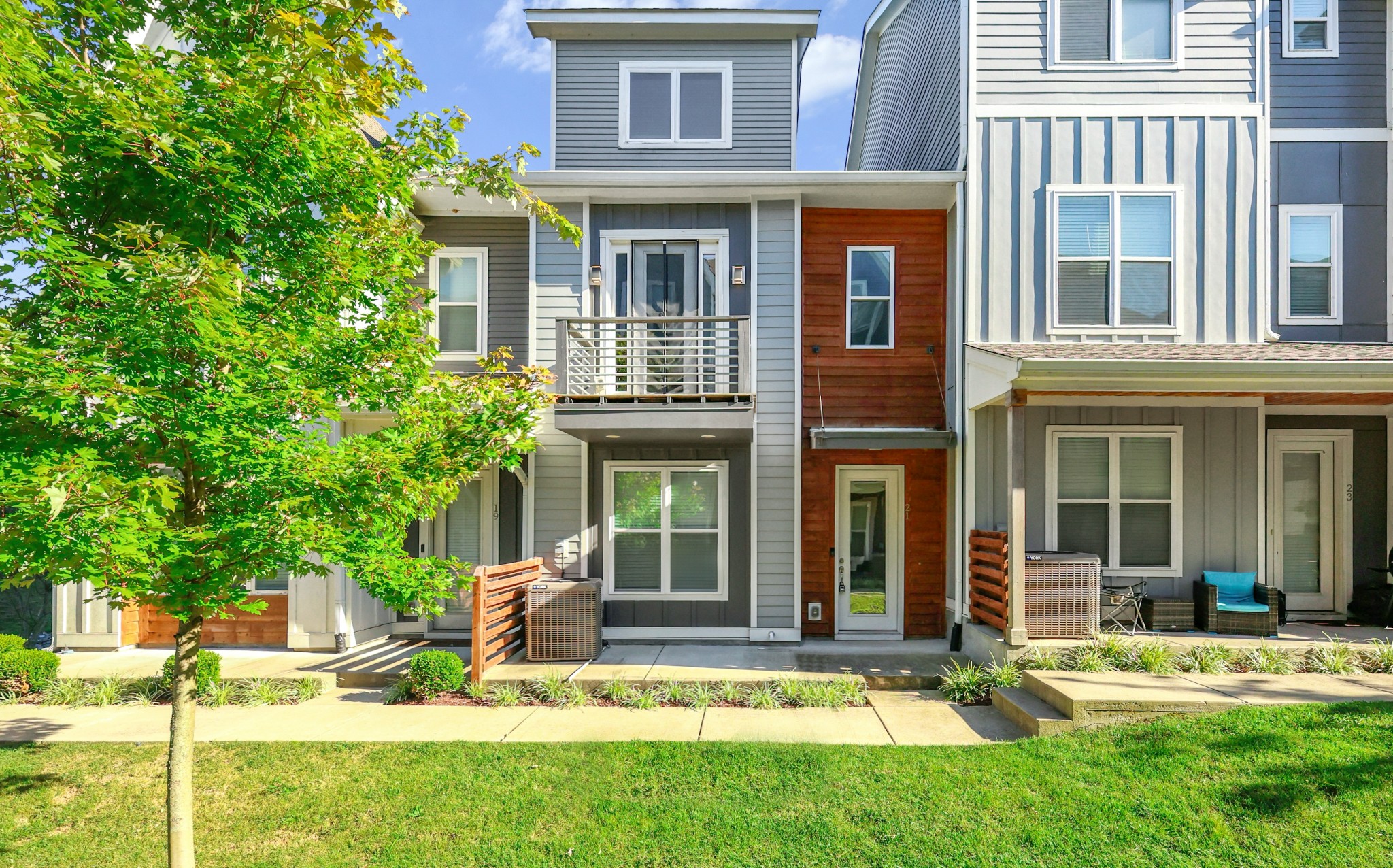 700 James Ave Unit: 21