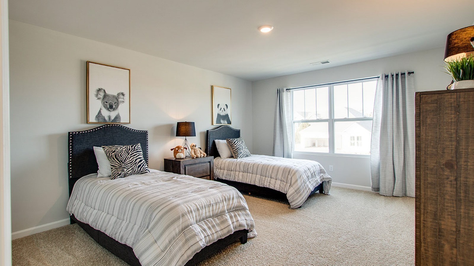 1504 Mountain View Drive