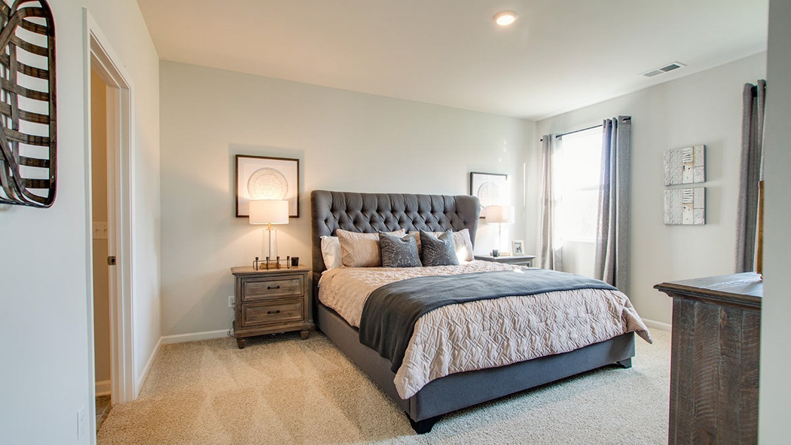 1504 Mountain View Drive