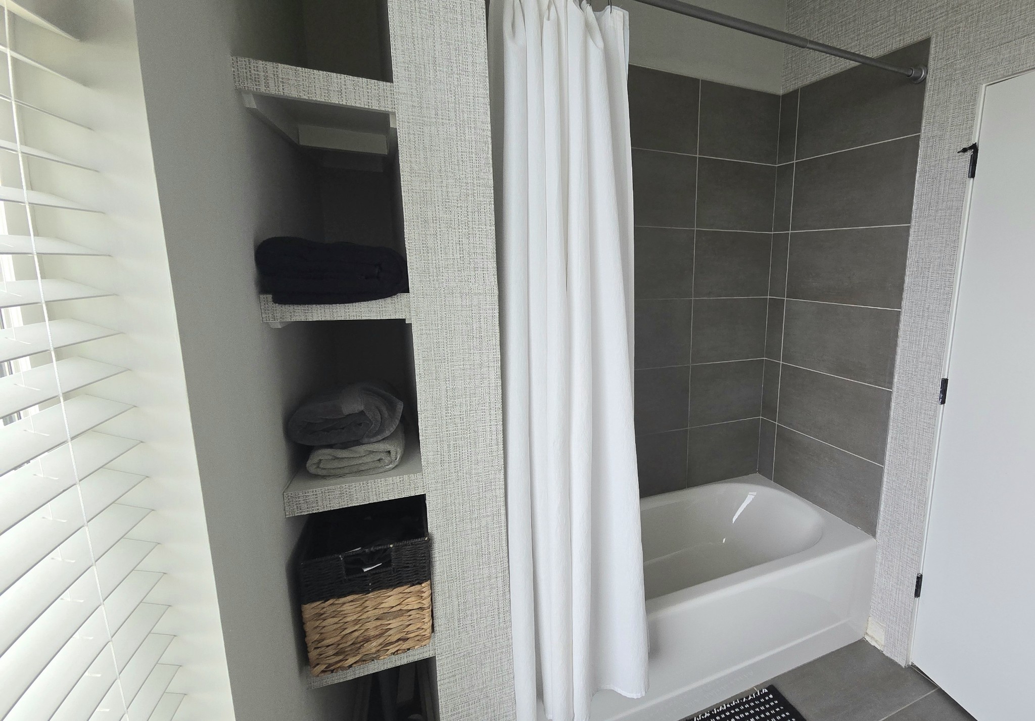 1505 54th Ave, N Unit: 301