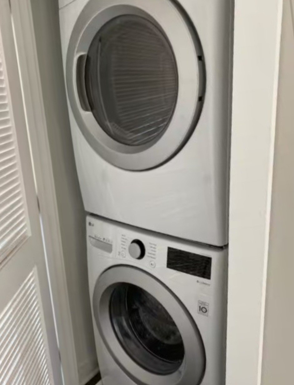 1505 54th Ave, N Unit: 301