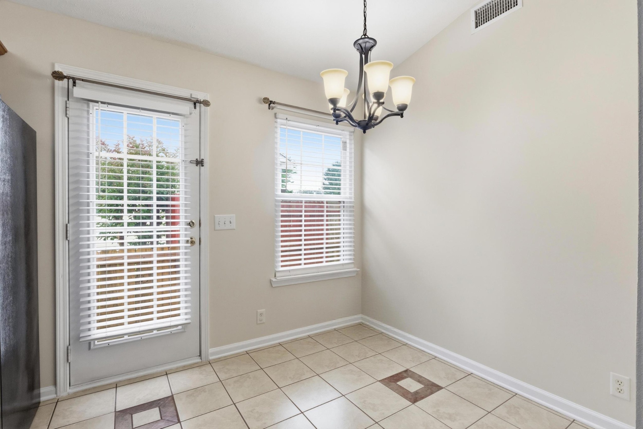 1541 James Gafford Dr