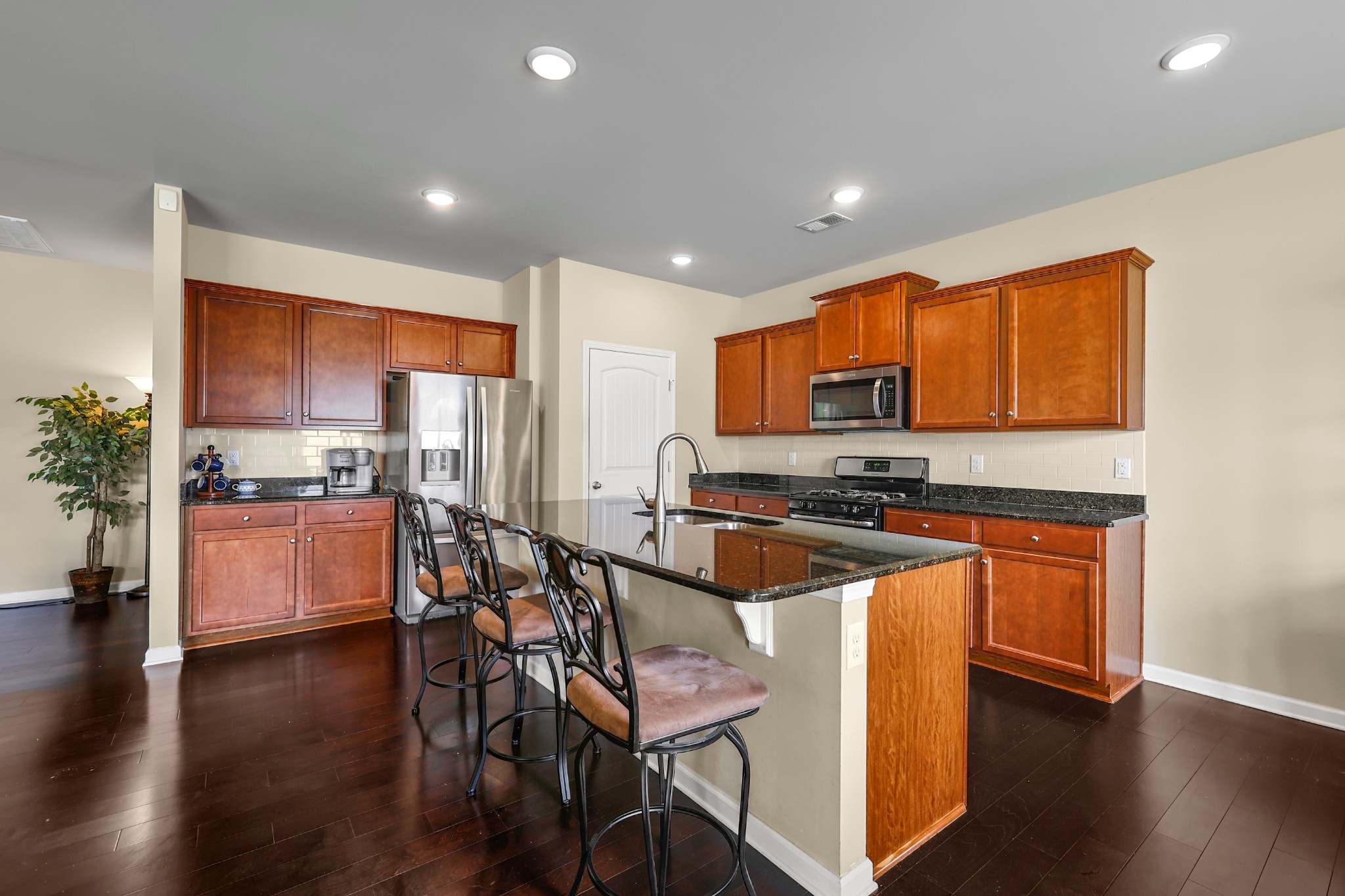 6515 Tulip Tree Dr