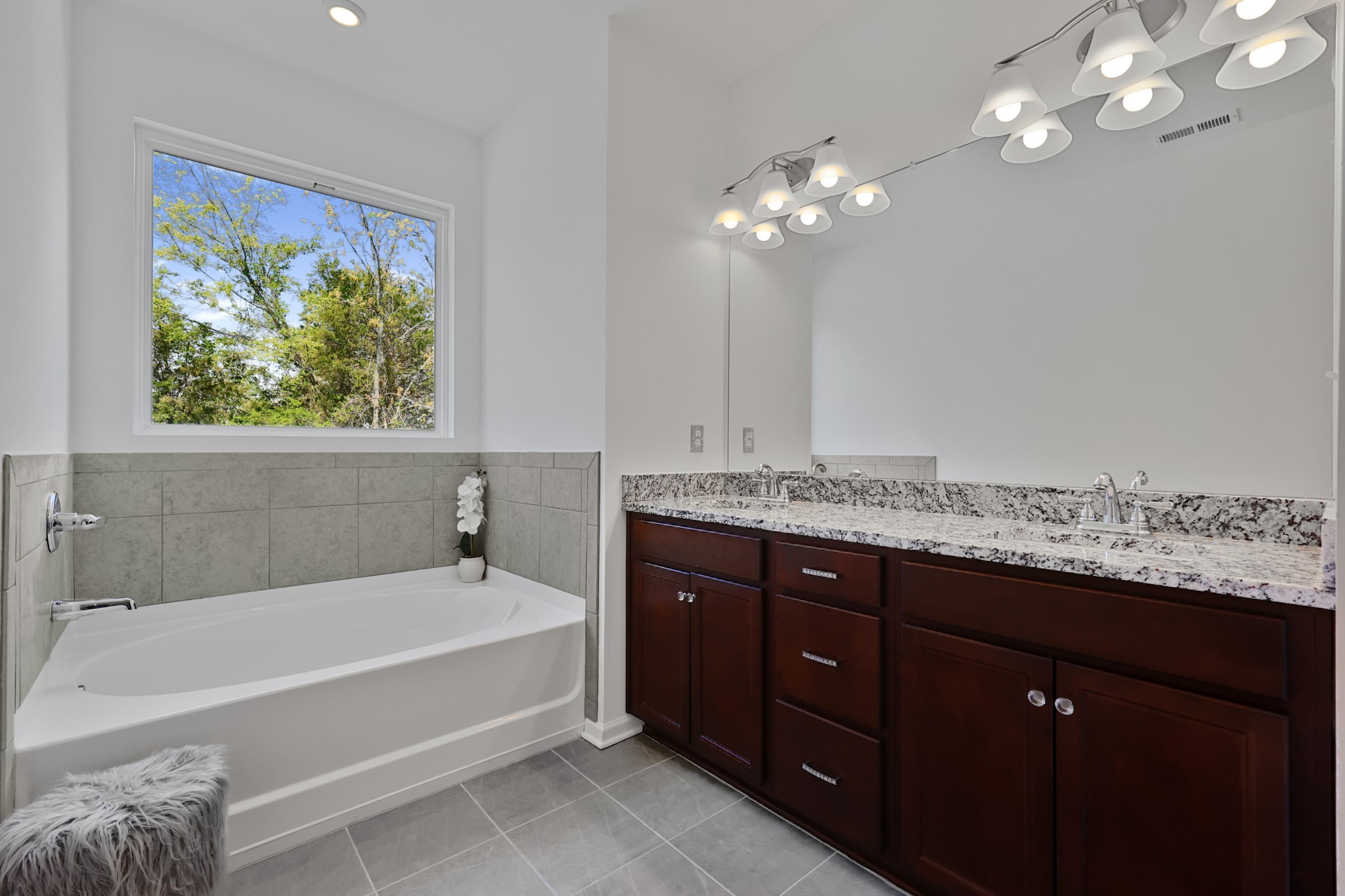 161 Townsend Cir