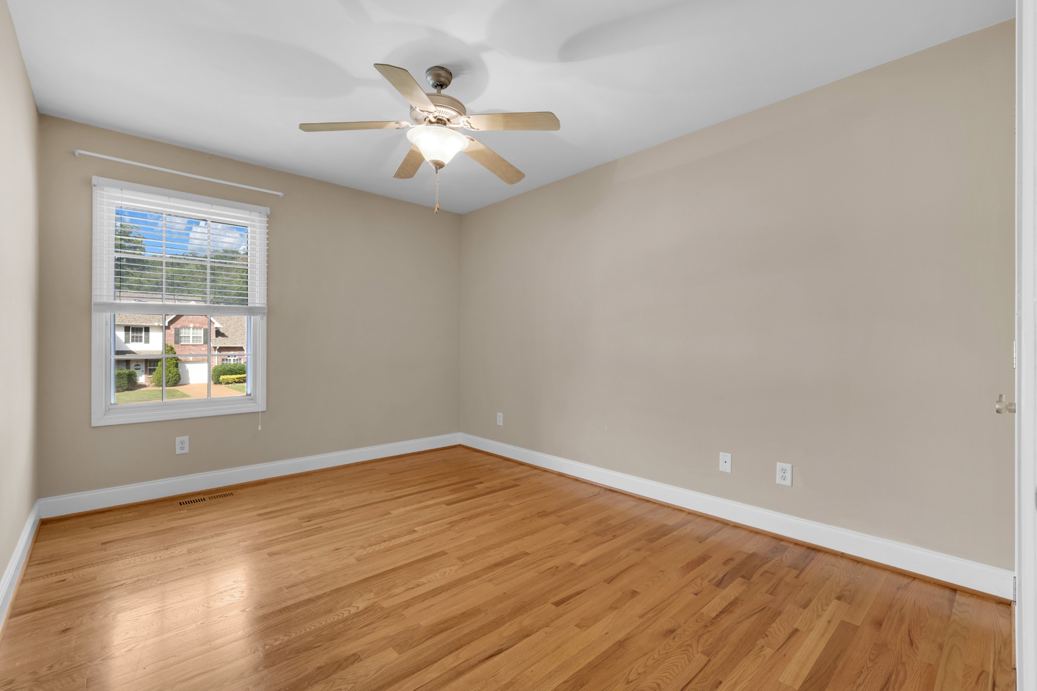 116 Noel Cove Cir