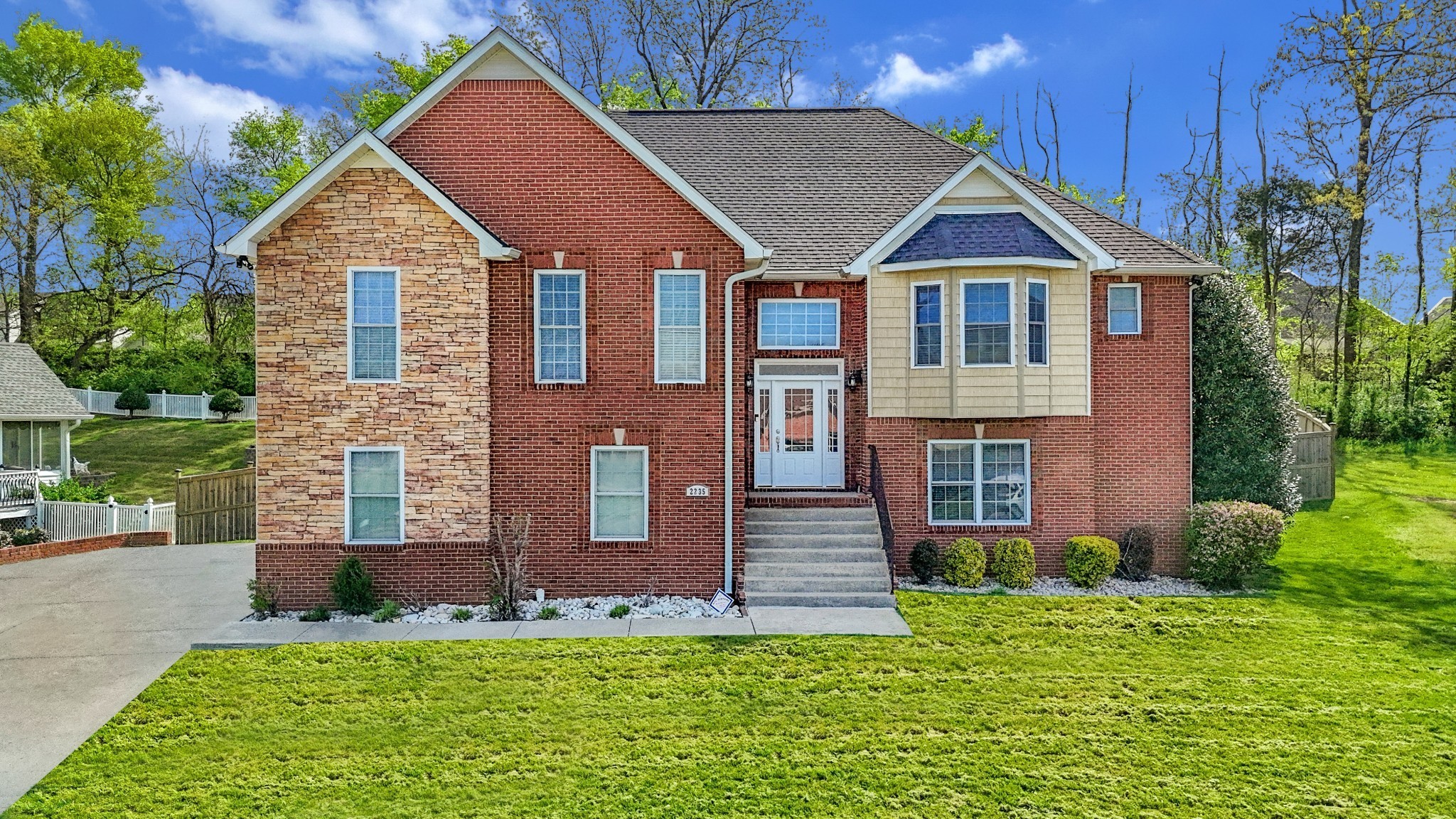 2235 Jasmine Dr