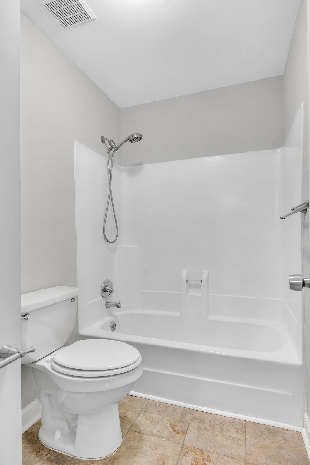 523 Williamsburg Dr
