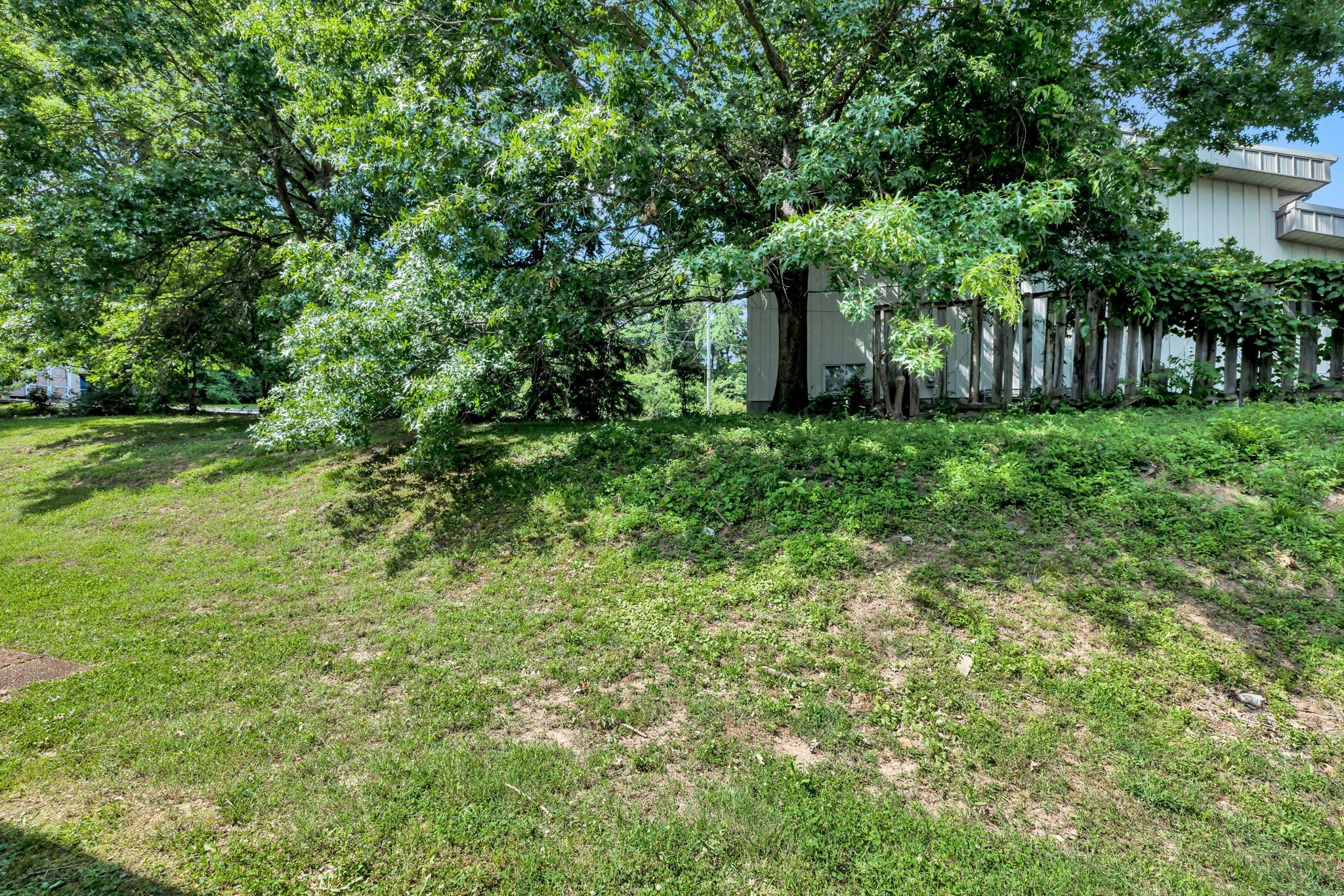 523 Williamsburg Dr