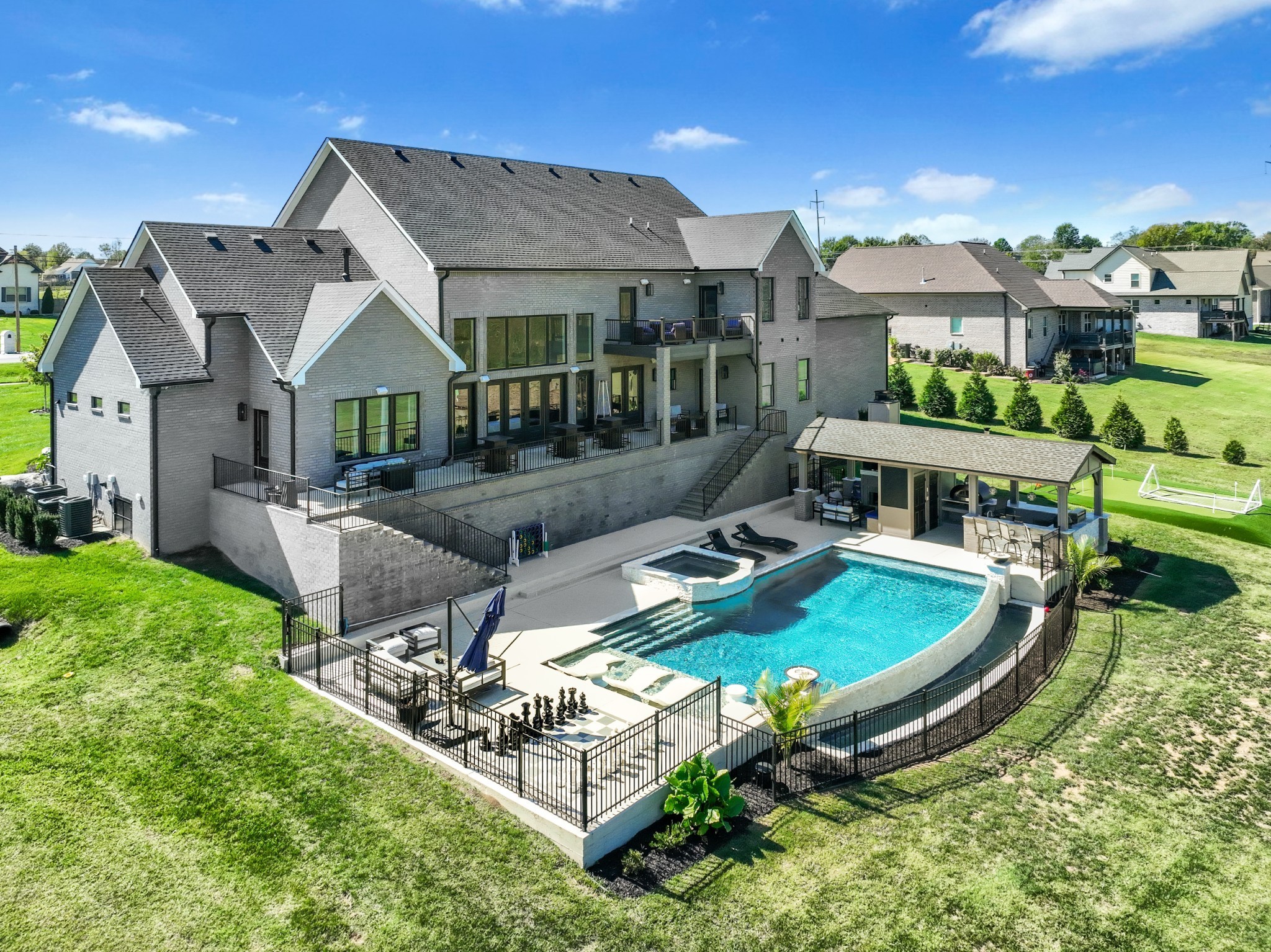 617 Coles Ferry Rd