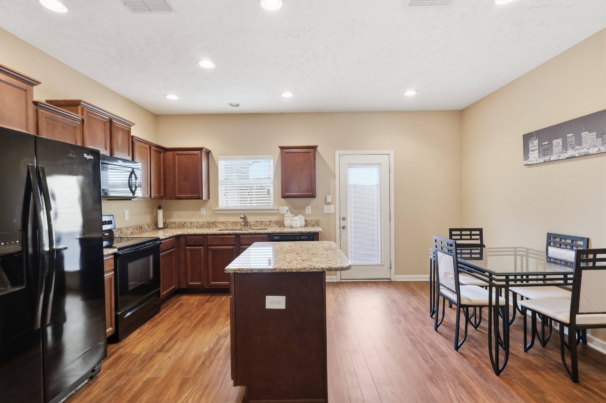 1520 Sprucedale Dr