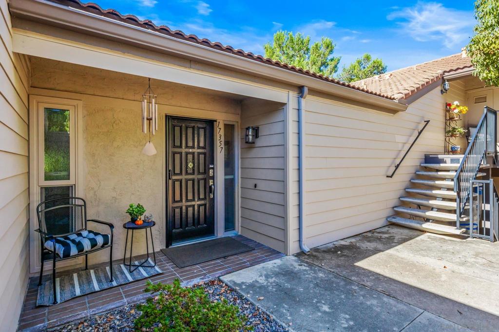 17357 Plaza Maria