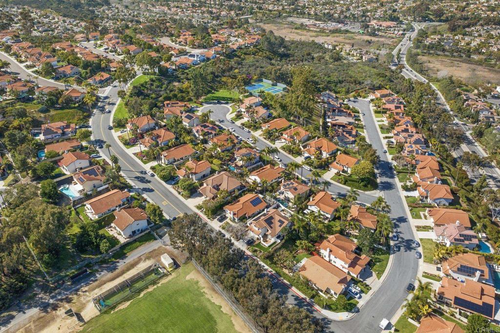 1960 Avenida La Posta