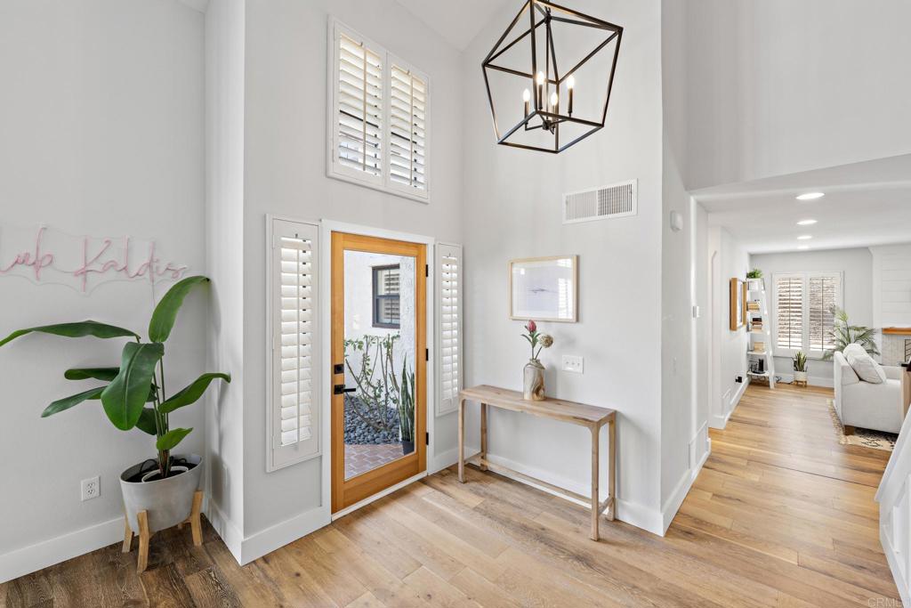 1960 Avenida La Posta