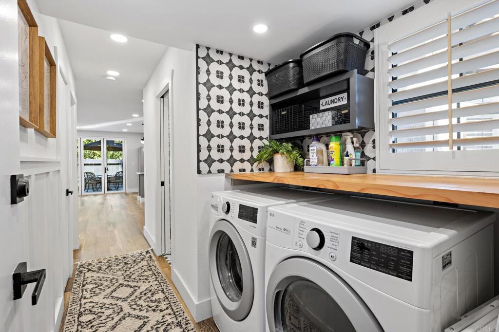 1960 Avenida La Posta