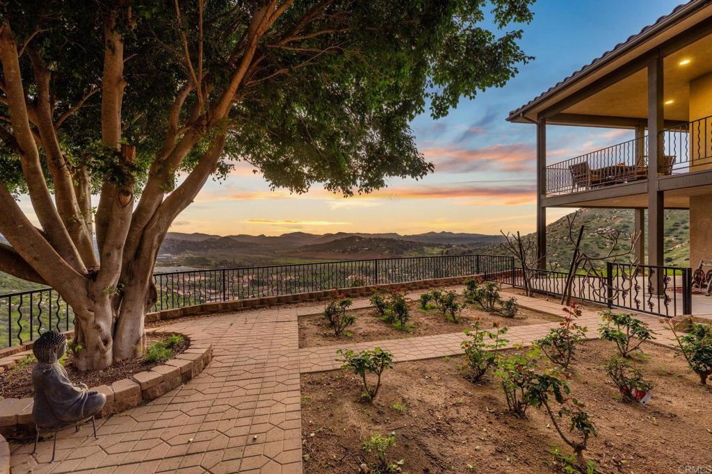 14817 Highland Valley Road