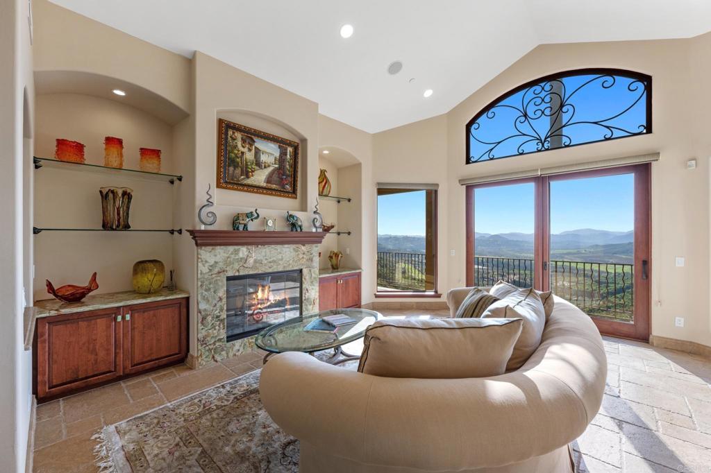 14817 Highland Valley Road