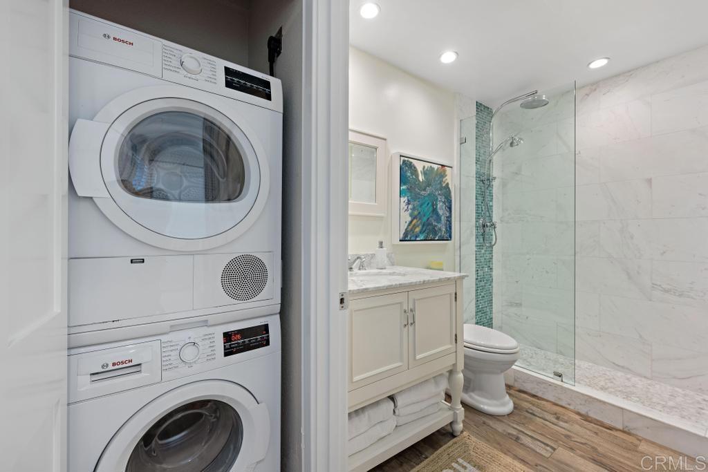 233 S Helix Avenue 33