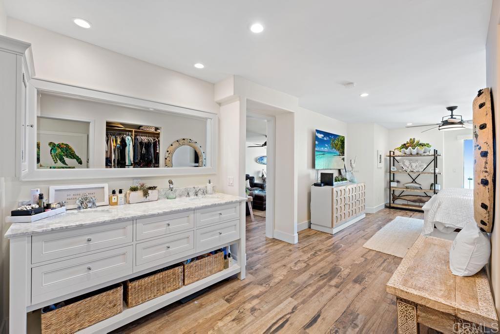 233 S Helix Avenue 33