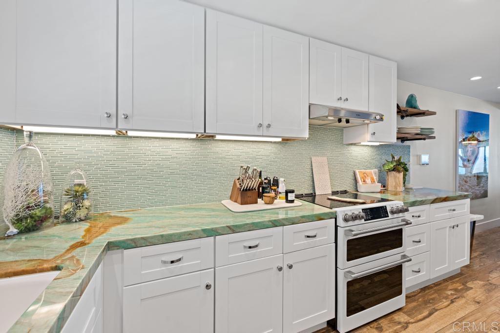 233 S Helix Avenue 33