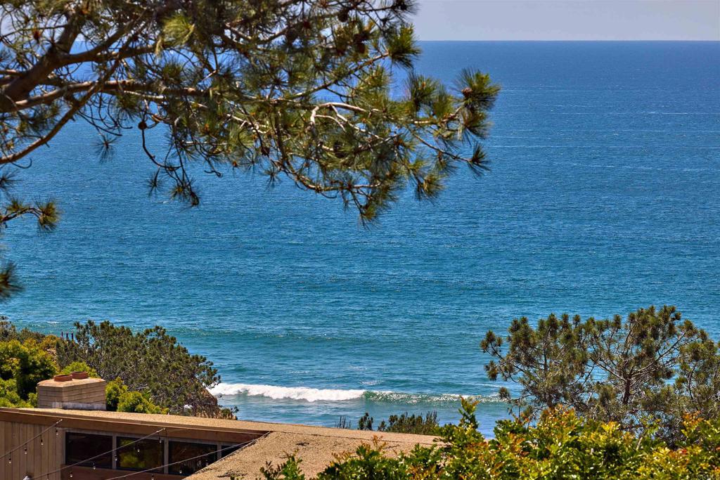 271 Ocean View Ave