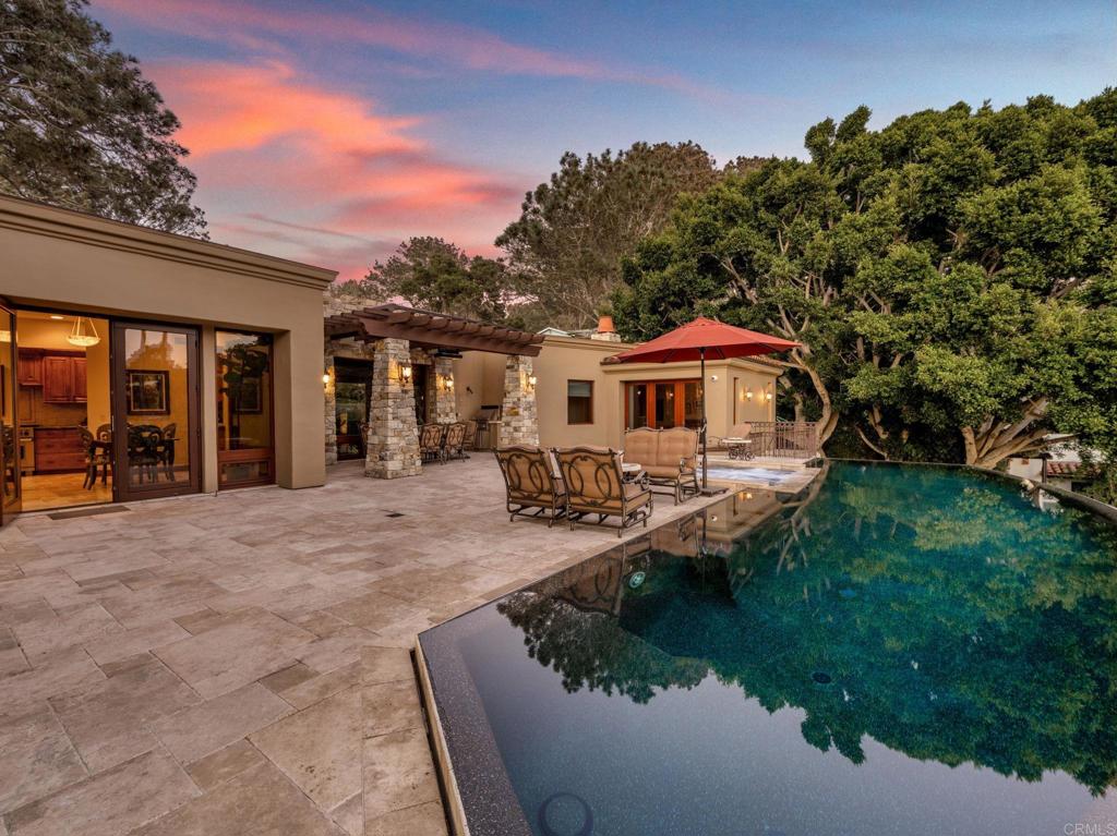 271 Ocean View Ave