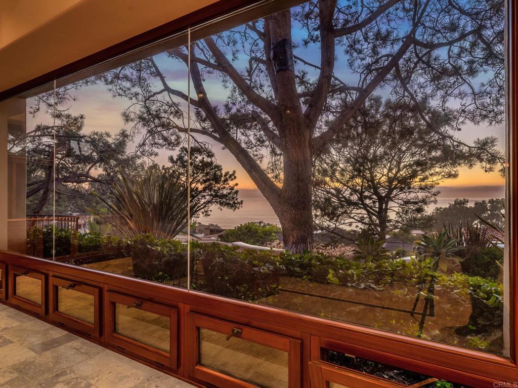 271 Ocean View Ave