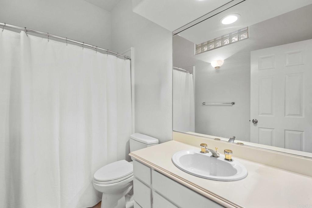 16054 Circa De Lindo