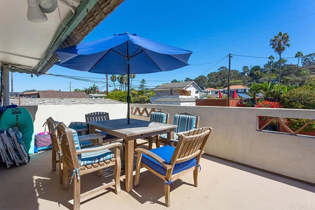 1817 19 Coast Boulevard