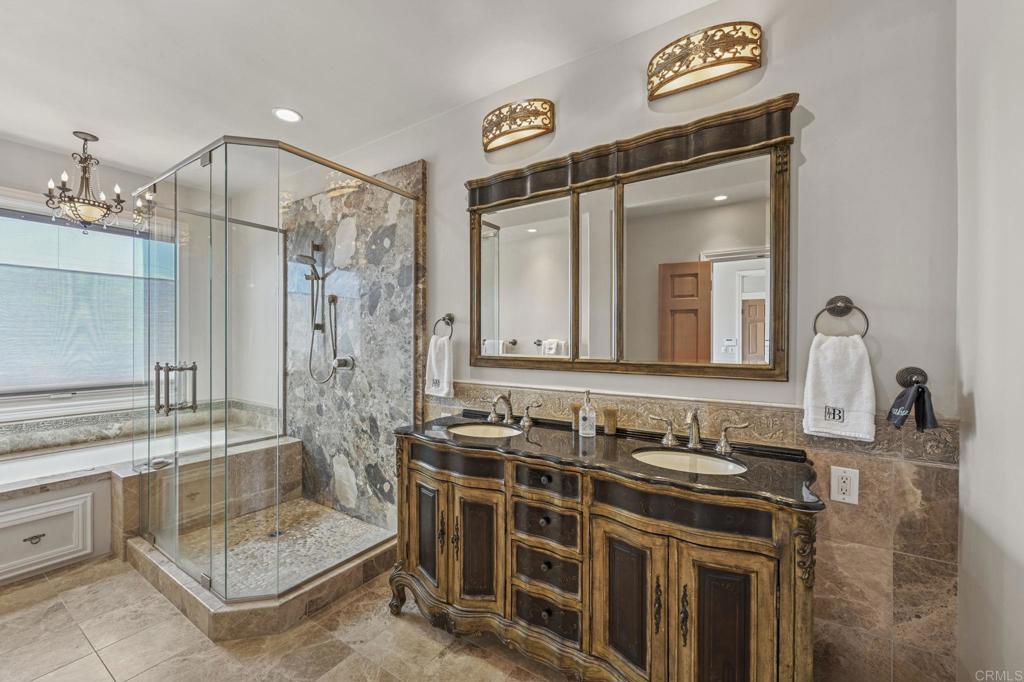 2542 Manchester Avenue