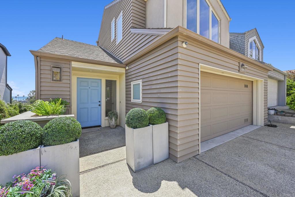 2542 Manchester Avenue