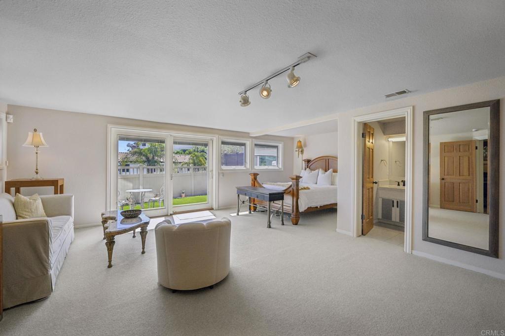 2542 Manchester Avenue