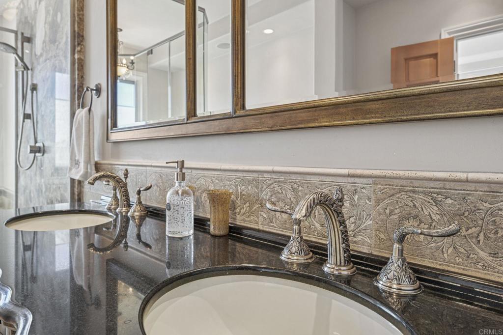 2542 Manchester Avenue