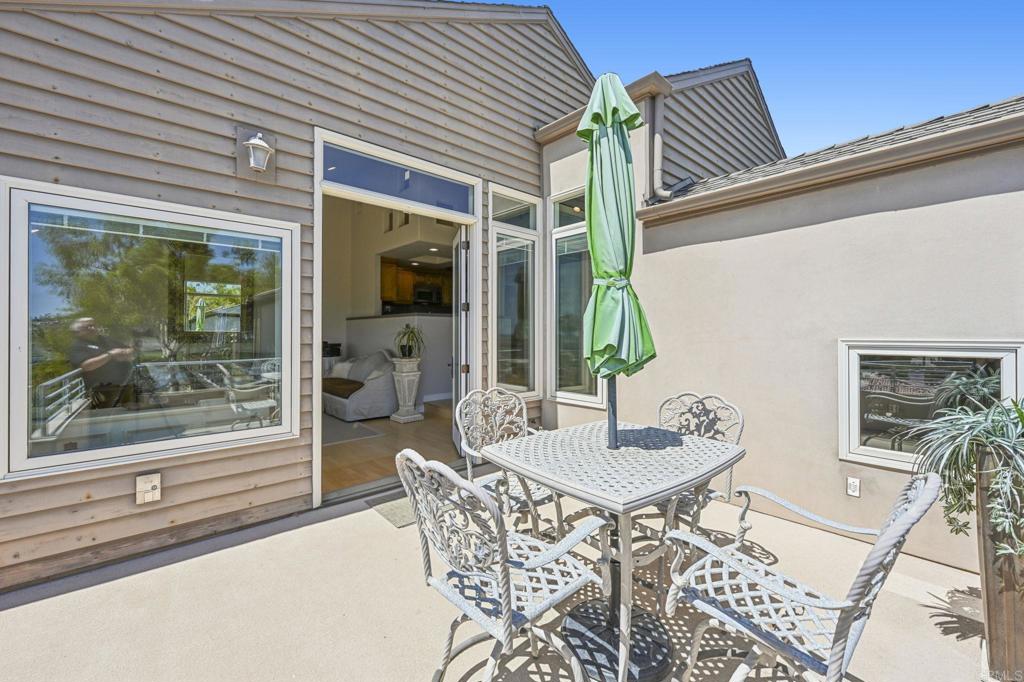 2542 Manchester Avenue