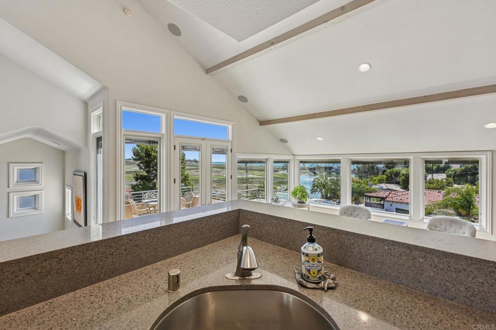 2542 Manchester Avenue